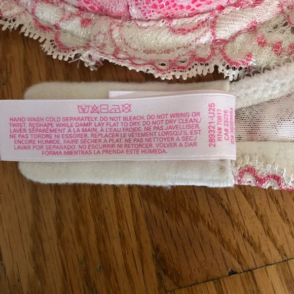 New Victoria’s Secret Dream Angels Demi Bra - Picture 6 of 8